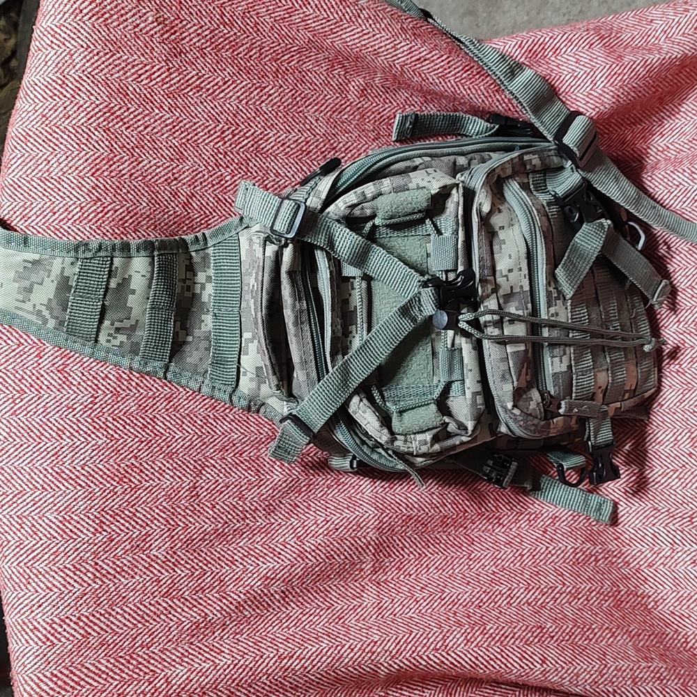 Camo Hiking/Camping Water Resistant Sling Bag Unisex